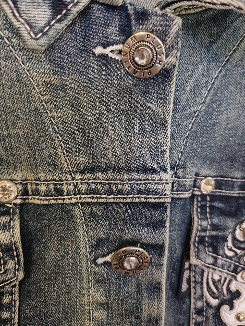 Platinum Plush Rhinestone Skull Denim Jacket - Large - Like New - Picture 3 of 13